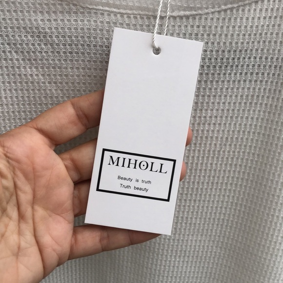 NWT! - MIHOLL Long Sleeve Lace Balloon Sleeve Top Blouse - Picture 4 of 8